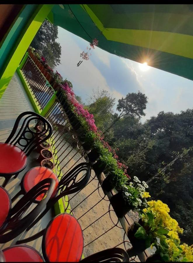 Greenery Homestay Darjeeling  Extérieur photo